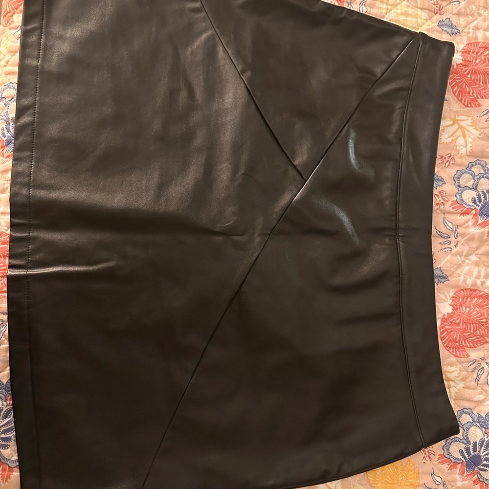 Short Black faux Leather Skirt